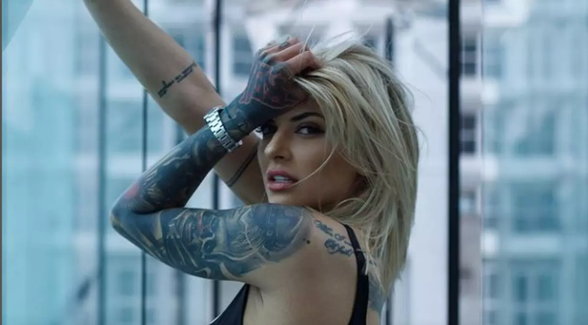 Cine e Tania Alexandra, cea care l-a cucerit pe Kanye West la o petrecere în Paris. Românca și-a dorit o carieră în televiziune