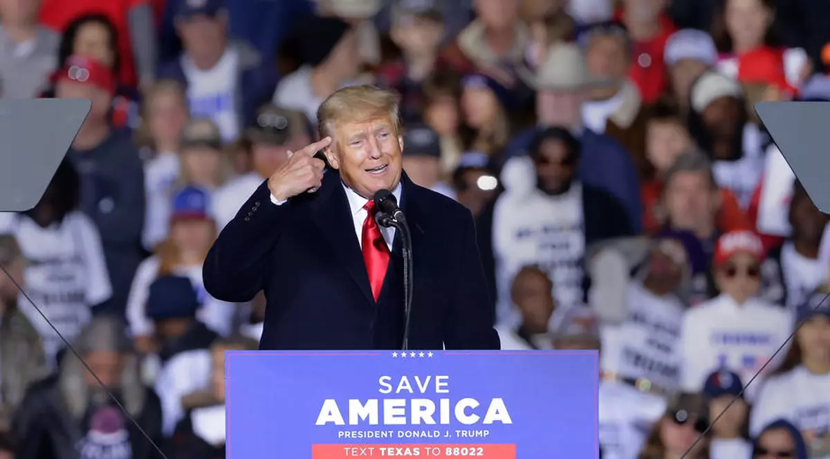 Donald Trump ar fi aruncat documente în WC-ul de la Casa Albă. Fostul președinte e anchetat pentru sustragere de acte