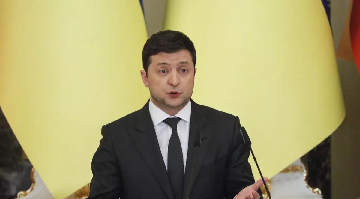 „Nu intrați în panică, suntem puternici”. Apelul președintelui Zelenski, după ce a anunțat impunerea legii marțiale