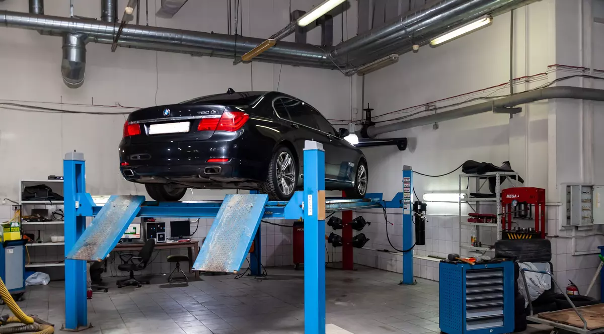 Numărul furturilor auto a crescut în Rusia în urma sancțiunilor. Explicațiile autorităților