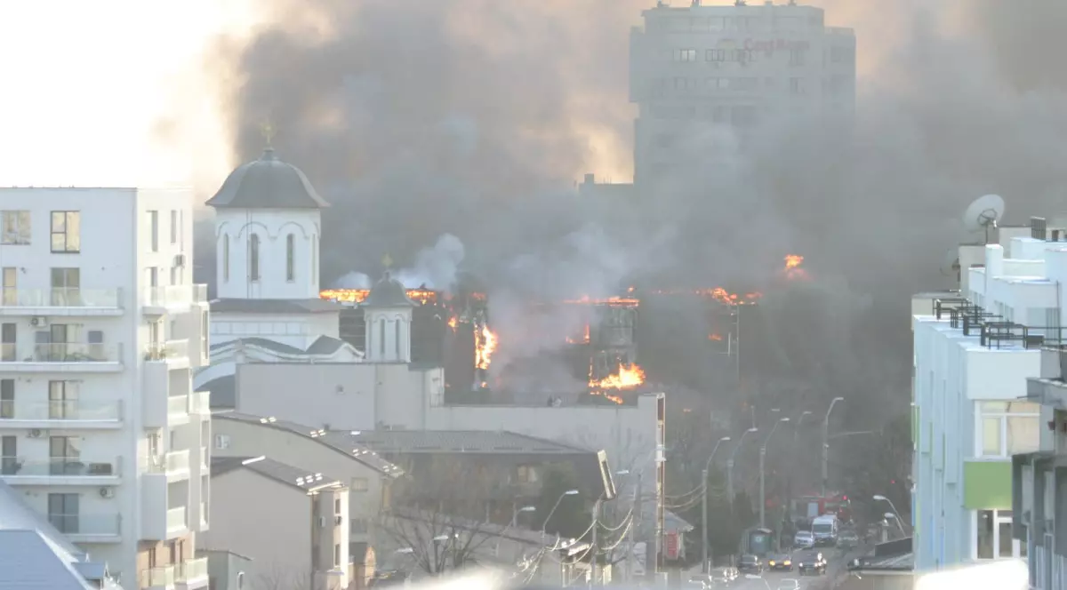 incendiu calea 13 septembrie