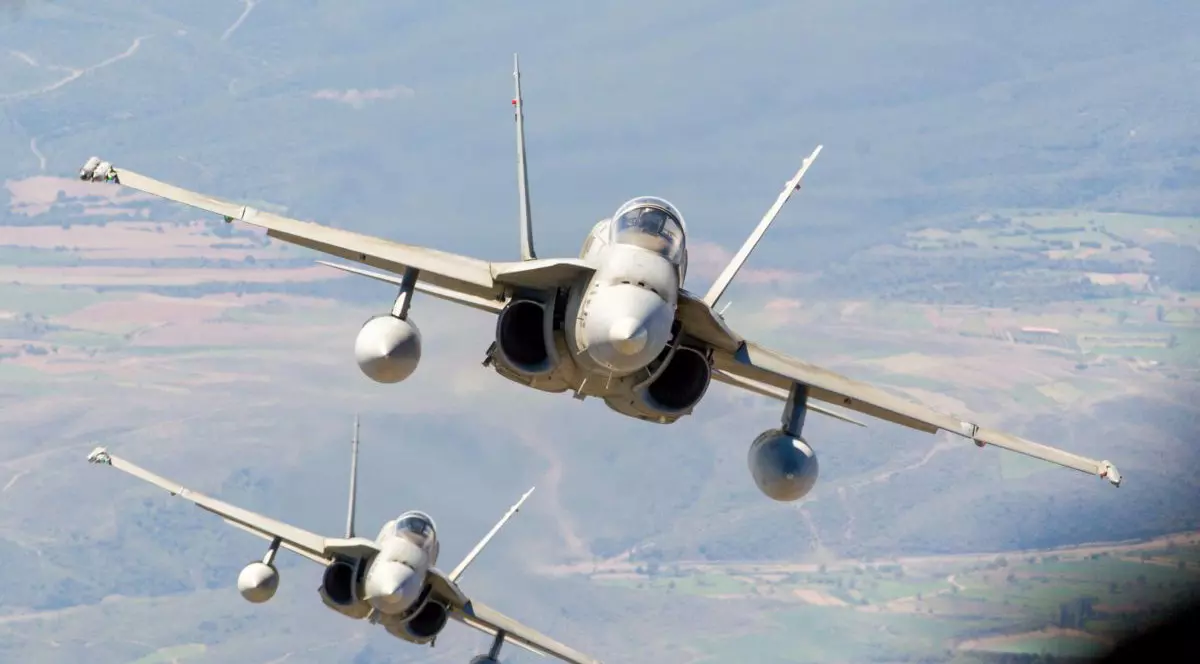 Zona de interdicţie aeriană deasupra Ucrainei nu ar proteja ţara de armamentul folosit de Rusia, spune un specialist militar