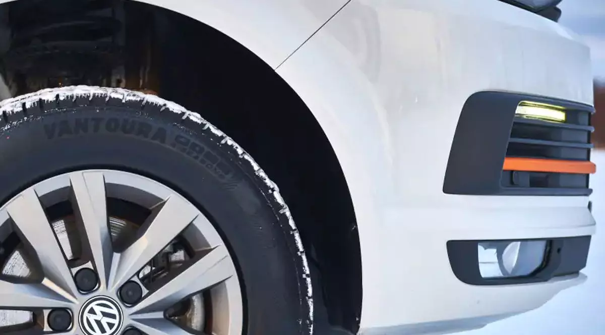 Ce montăm acum: anvelope all-season sau anvelope de vară?