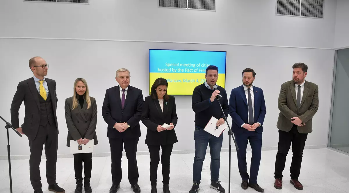 Capitala Albaniei a redenumit strada pe care se află Ambasada Rusiei în „Ucraina liberă”