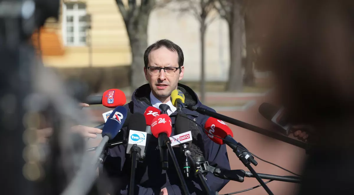 Polonia expulzează 45 de spioni ruşi „care se dădeau drept diplomaţi”