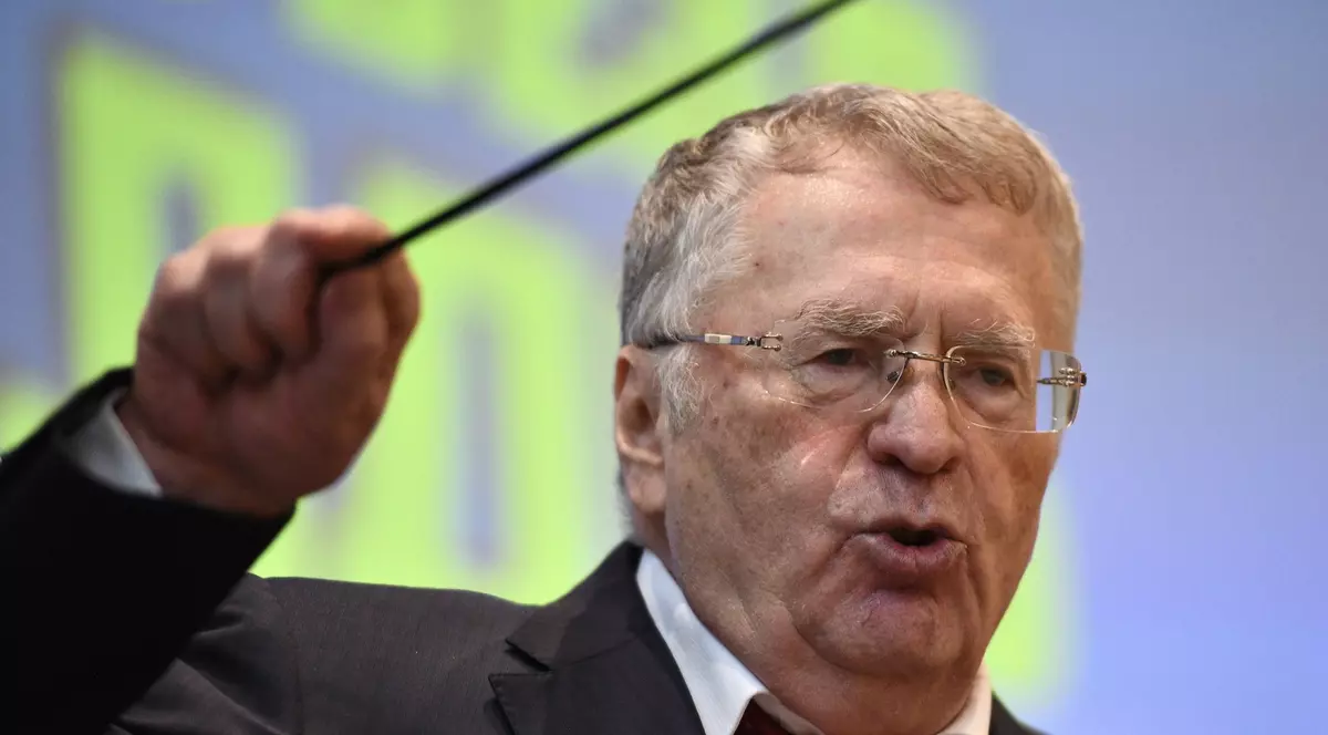 Vladimir Jirinovski a murit, a anunțat agenția rusă Ria Novosti. Președintele Dumei de stat neagă informația