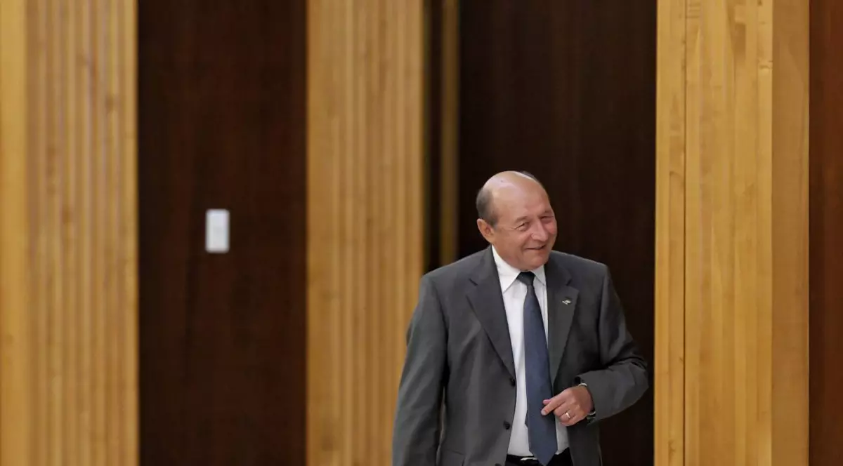 Băsescu merge și la Curtea Constituțională, după ce a fost lăsat fără drepturile de care se bucură foștii șefi ai statului