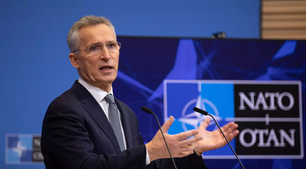 Secretarul general al NATO: Impunerea unei zone de excludere aeriană "ar duce la un război generalizat în Europa"