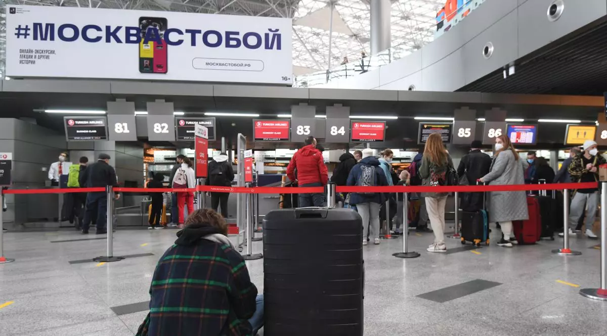 Putin vrea să interzică intrarea în Rusia a cetățenilor din „țările neprietenoase”, printre care se numără și România