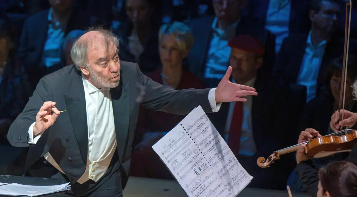Dirijorul rus Valeri Gherghiev, concediat de la Filarmonica din München pentru că a tăcut și nu a condamnat acţiunile lui Putin