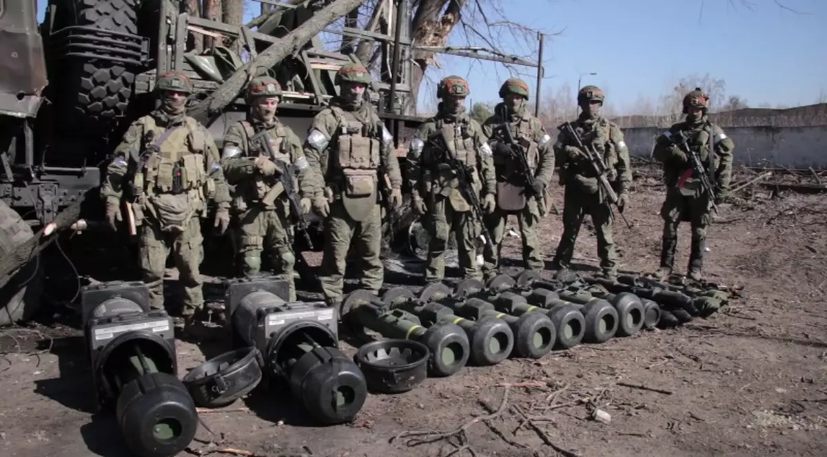 Pentagonul caută soluții pentru accelerarea producției americane de arme ușor de utilizat, pe care să le trimită în Ucraina