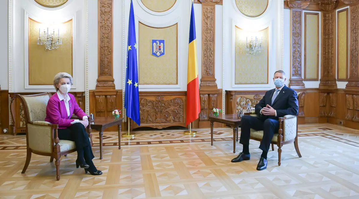 Klaus Iohannis, după discuția cu Ursula von der Leyen de la Cotroceni: „Dependența Uniunii Europene de gazu rusesc trebuie terminată”. Foto: Administrația Prezidențială