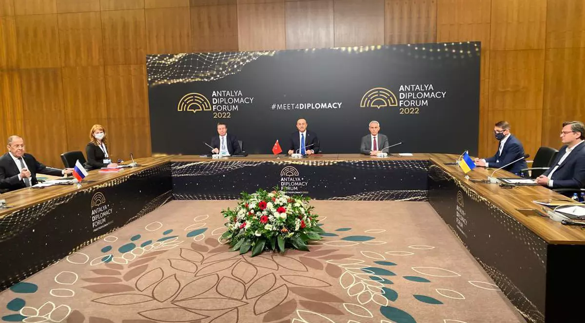 Negocieri Ucraina-Rusia. Întâlnire scurtă, fără rezultate. Kuleba: „Rusia nu vrea o încetare a focului, ci o capitulare. Nu o va obține”