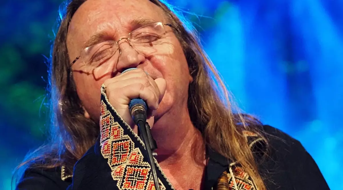 Interviu cu Mike Godoroja, artistul cu origini basarabene, născut în București: „Nu am fost capabil să devin un emigrant de vocație. Nu îmi doresc să părăsesc România”