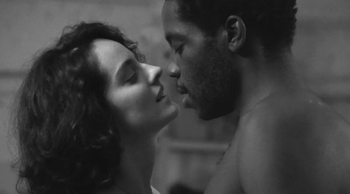 Recomandare de weekend: un film despre iubire la 30 de ani și un interviu cu un regizor remarcabil