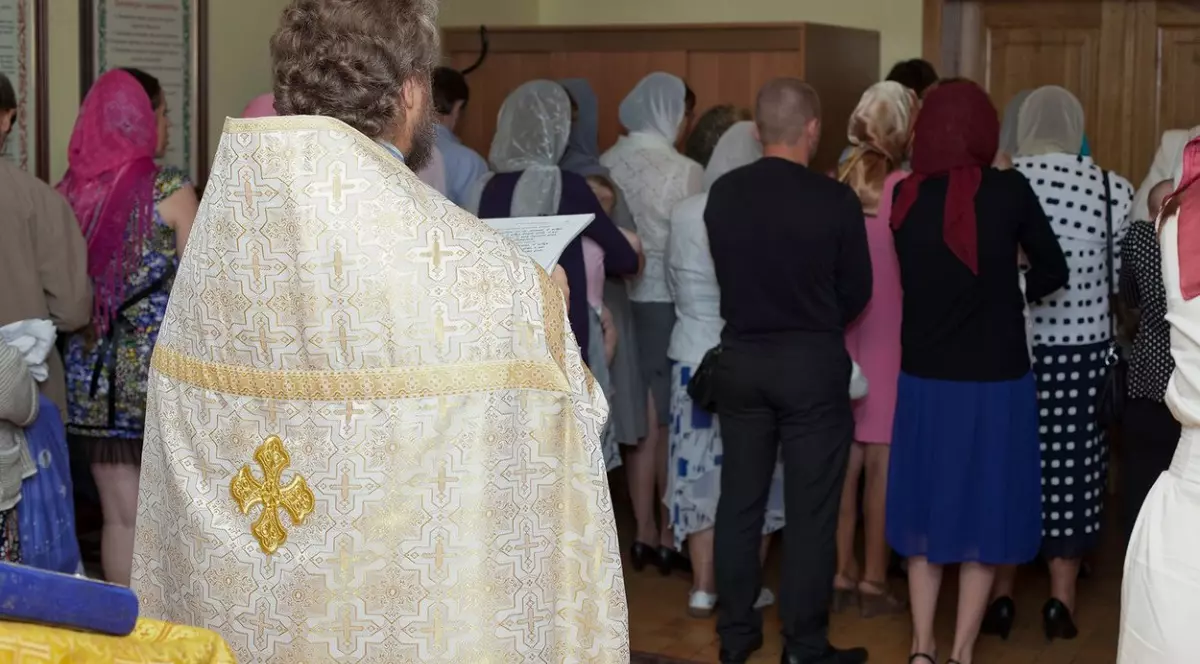 Un preot rus a fost arestat după slujba din Duminica Iertării, când a predicat împotriva războiului