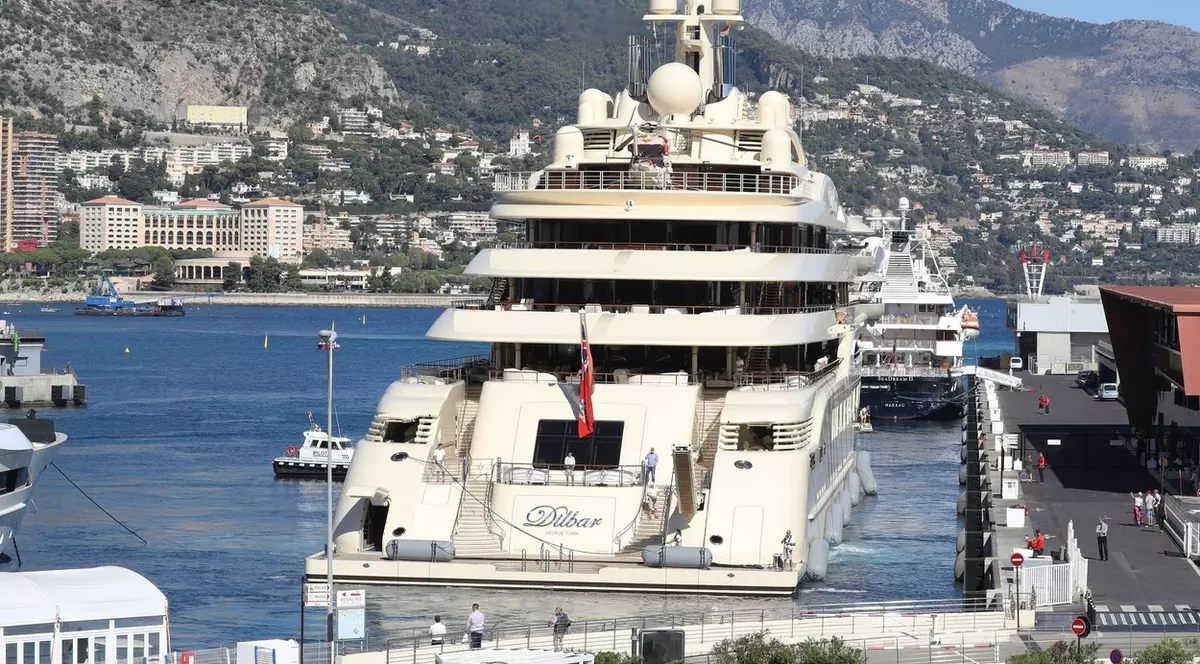 Iahtul de lux al oligarhului rus Alișer Usmanov, percheziționat de poliția germană. De ce este suspectat apropiatul lui Putin