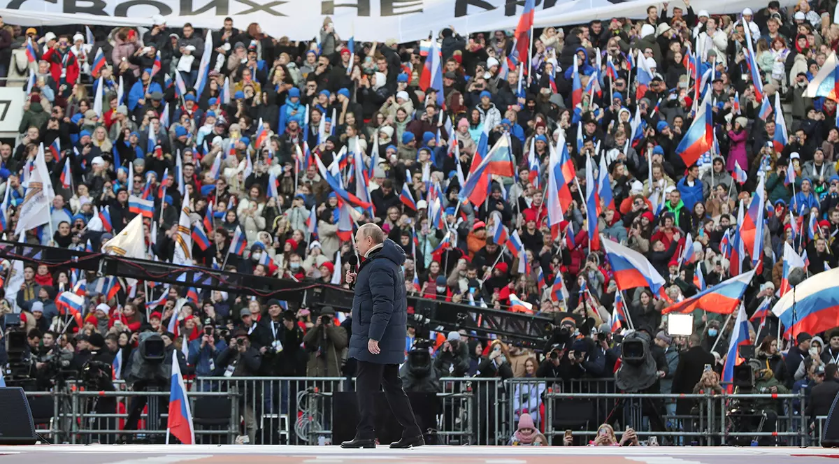 Agenția Ria Novosti detaliază ideologia Kremlinului: „Rusia viitorului înseamnă înainte către URSS”