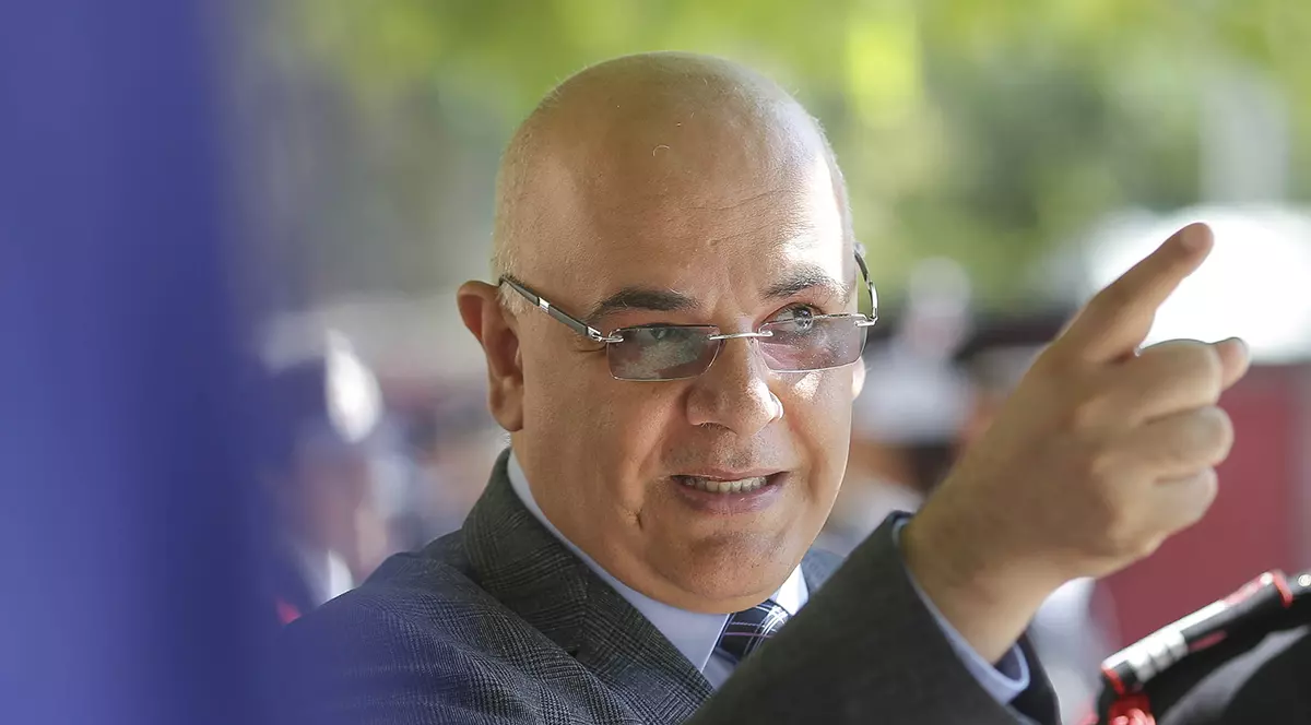 Raed Arafat nu este redactorul-șef al presei. Asta merge la Moscova, nu la București