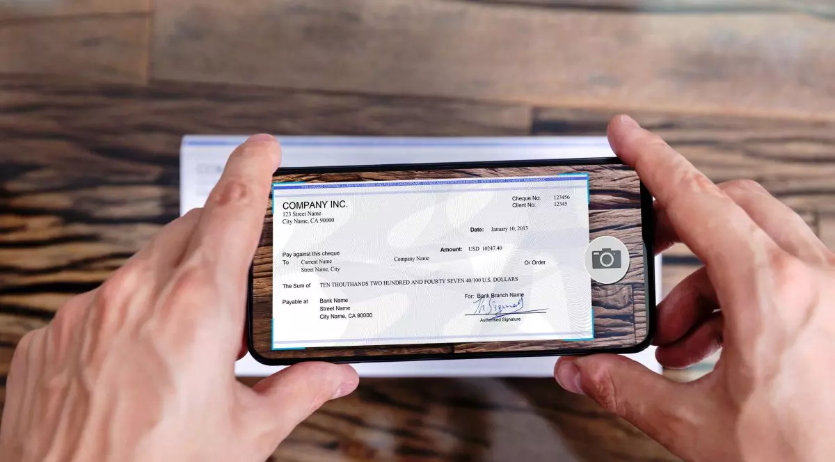 Scanarea unui document cu telefonul mobil