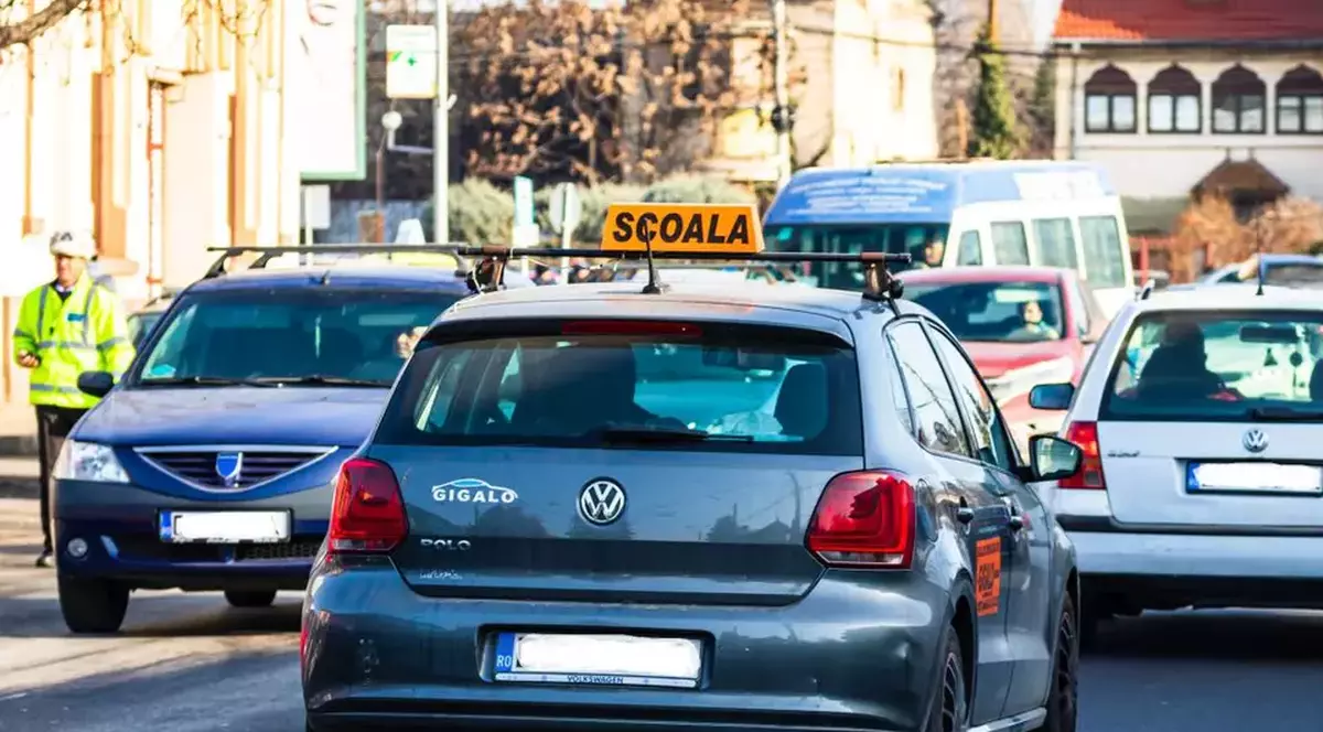 VIDEO Cât timp este valabil permisul de conducere în funcție de categorie