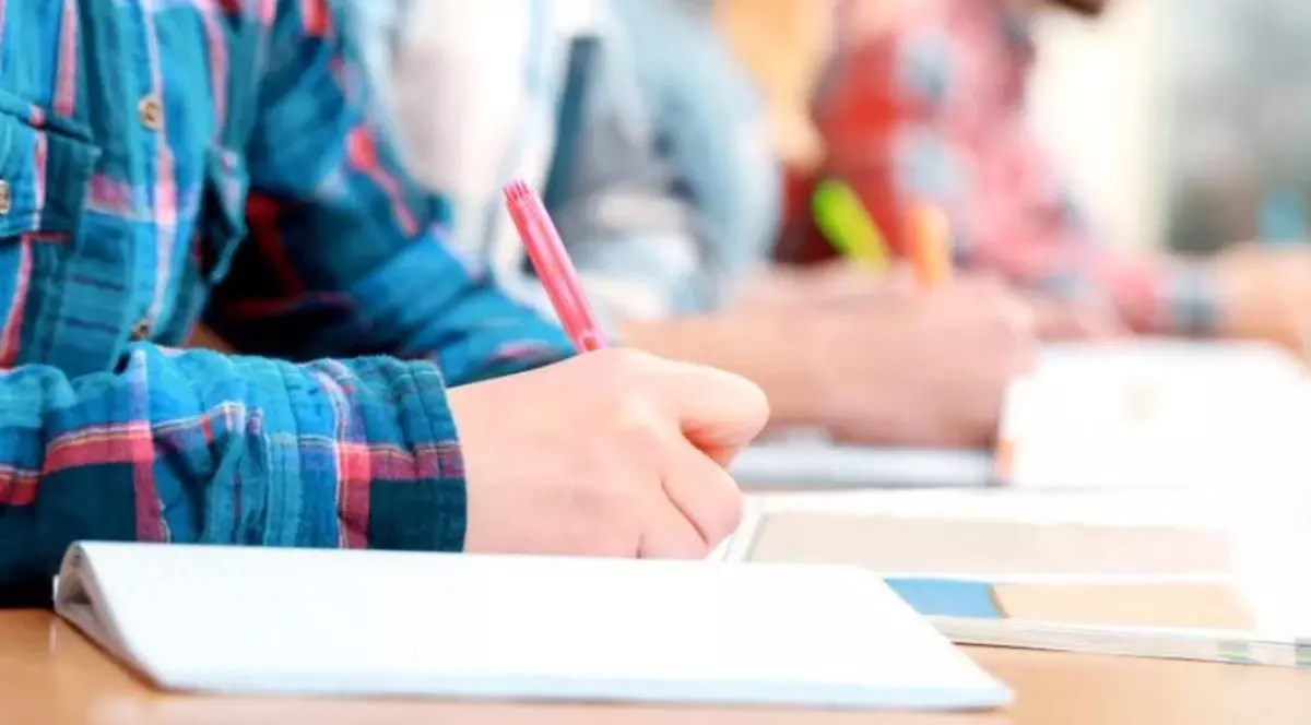 VIDEO Simulare Bac Română 2022. Astăzi încep testările. Modele de subiecte pentru Limba română