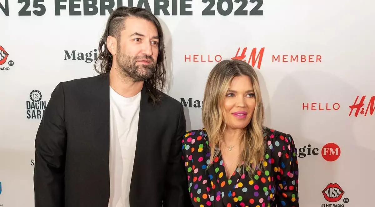 Smiley și Gina Pistol