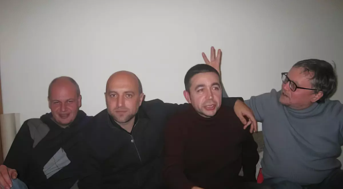 Istoria unei fotografii - cum sunt acuzat că iau ordine de la Moscova, când, de fapt, am fost la invitația Memorial, o organizație desființată de Putin