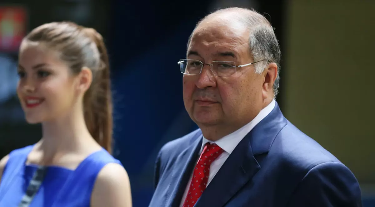 Președintele federației internaționale de scrimă, un afacerist ruso-uzbec, a renunțat la funcție