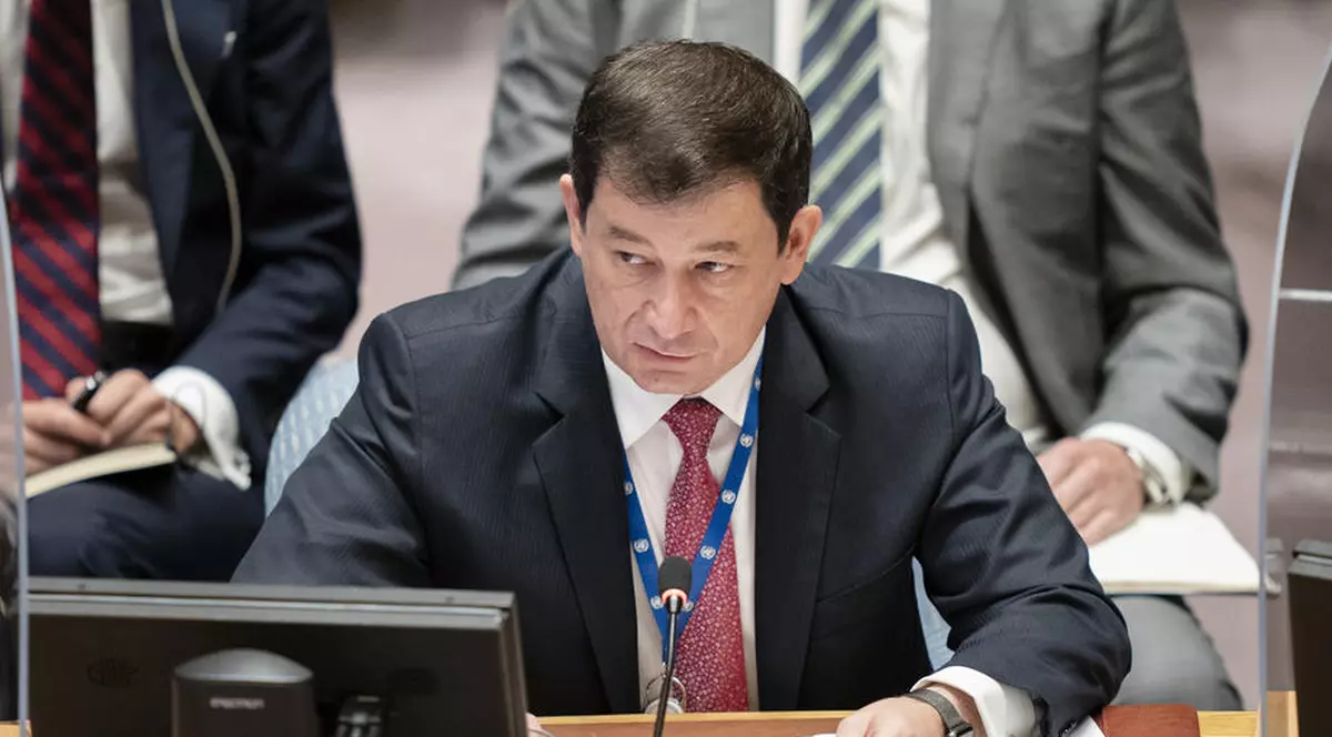 Întrebat dacă Rusia va folosi armele nucleare, trimisul Moscovei la ONU spune: „Dacă este provocată de NATO, de ce nu?”