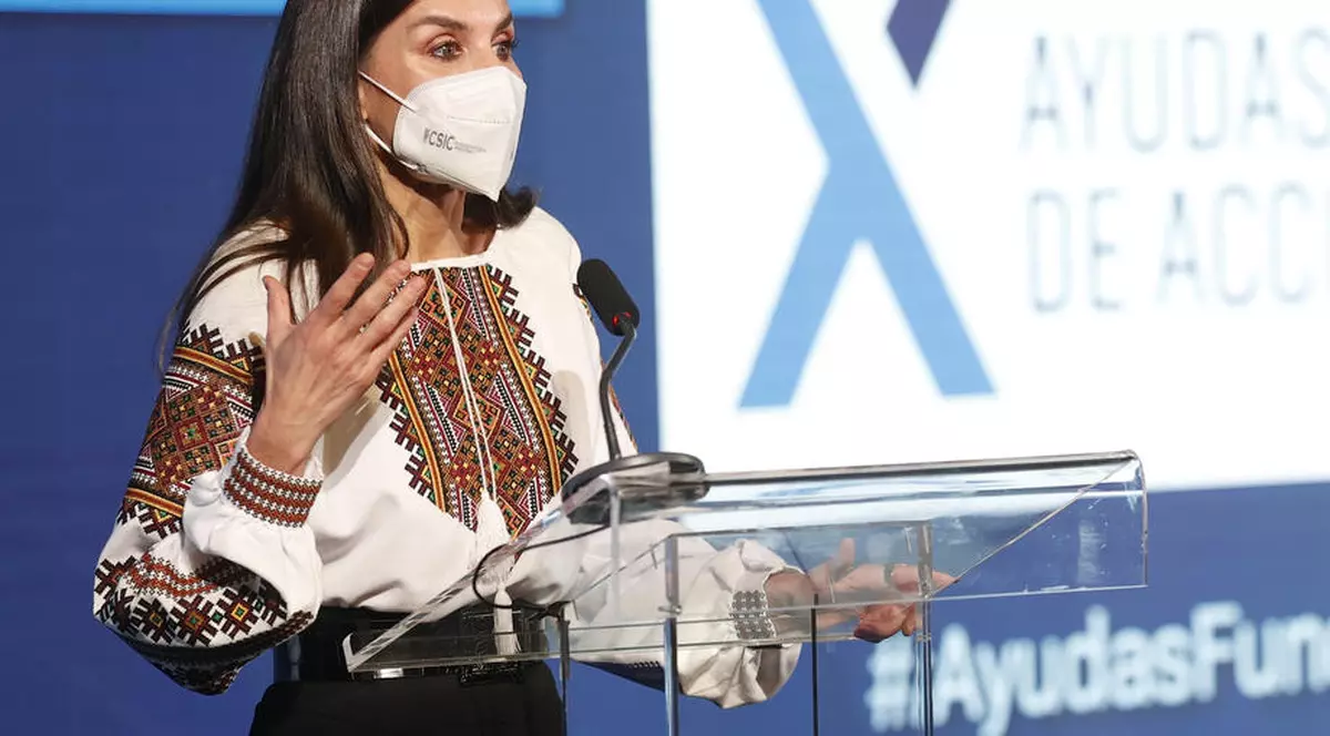 Regina Letizia a Spaniei a încălcat protocolul pentru a-și arăta susținerea pentru Ucraina. Cum a apărut la o acțiune caritabilă