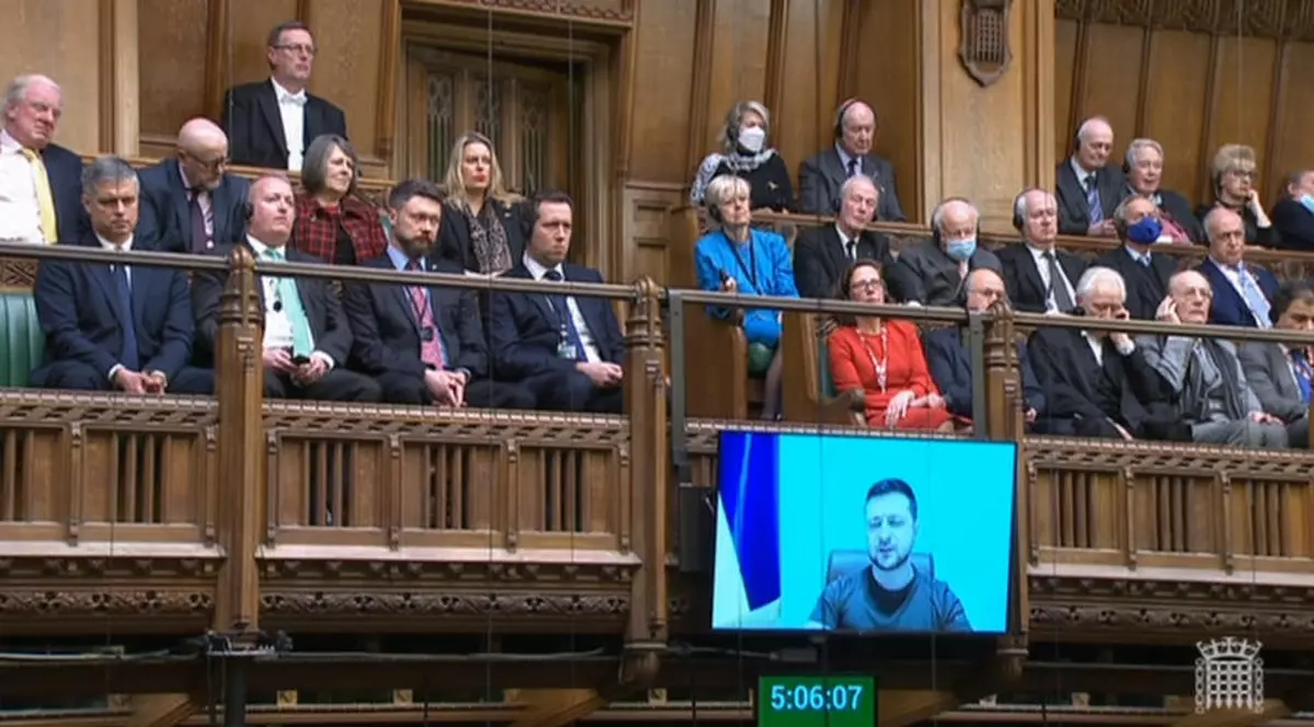Zelenski, în fața parlamentarilor britanici: „În cele 13 zile de război, întrebarea noastră shakespeariană a fost a fi sau a nu fi. Am ales să fim”