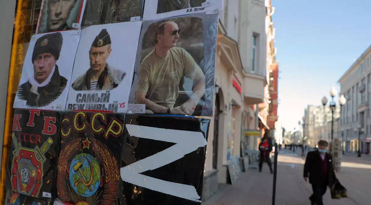 Cehia vrea să echivaleze simbolul rușilor din timpul invaziei din Ucraina cu svastica nazistă