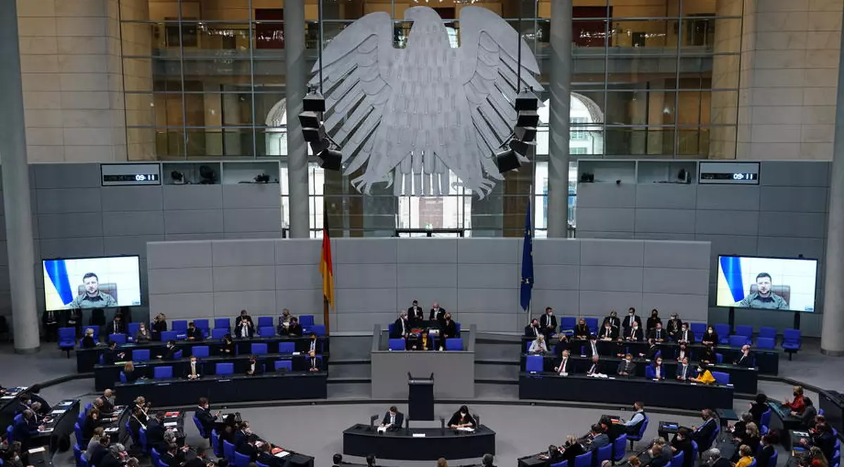 Zelenski, referire la Holocaust în discursul din Parlamentul german. „În Europa, un popor e distrus”