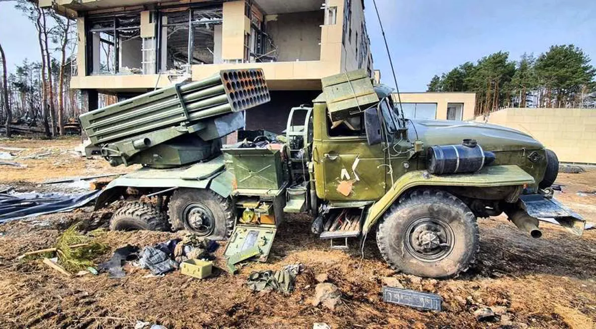 Un milionar ucrainean spune că le-a cerut forțelor de la Kiev să-i bombardeze vila, după ce rușii s-au instalat în ea