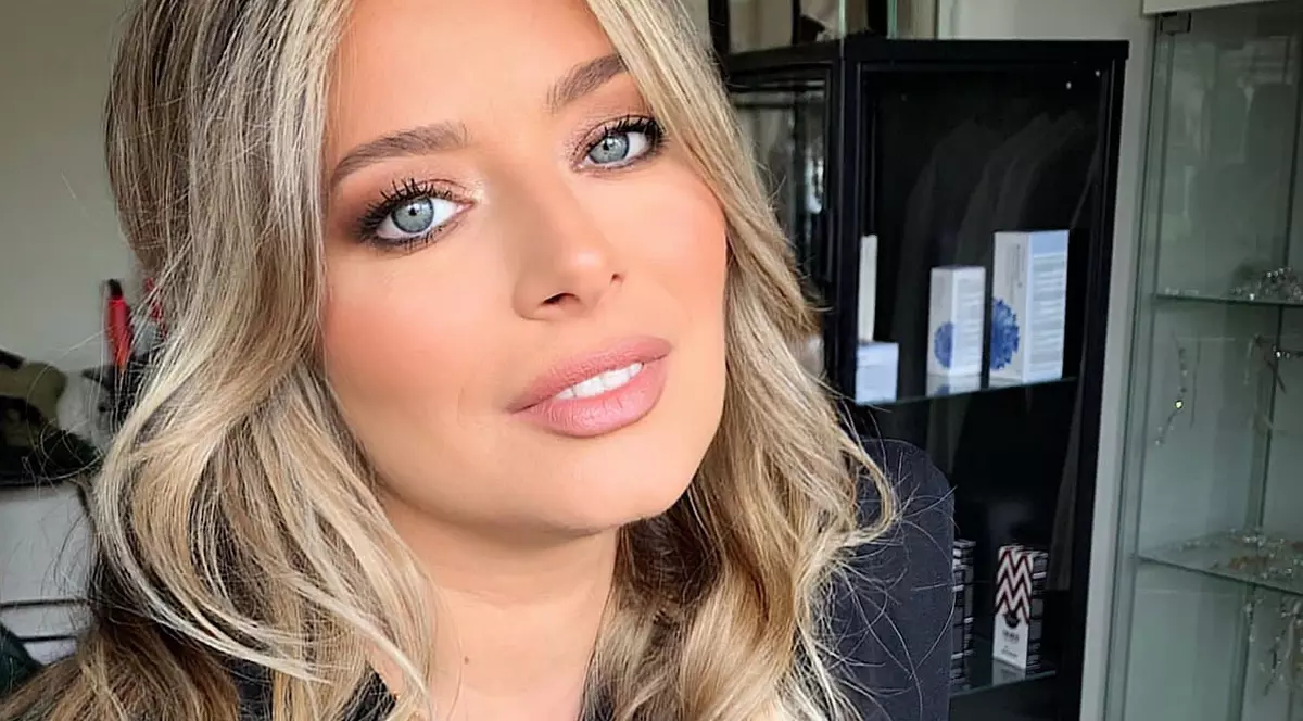 Laura Cosoi revine în televiziune. „Trebuia să se întâmple primăvara asta, dar s-a amânat”