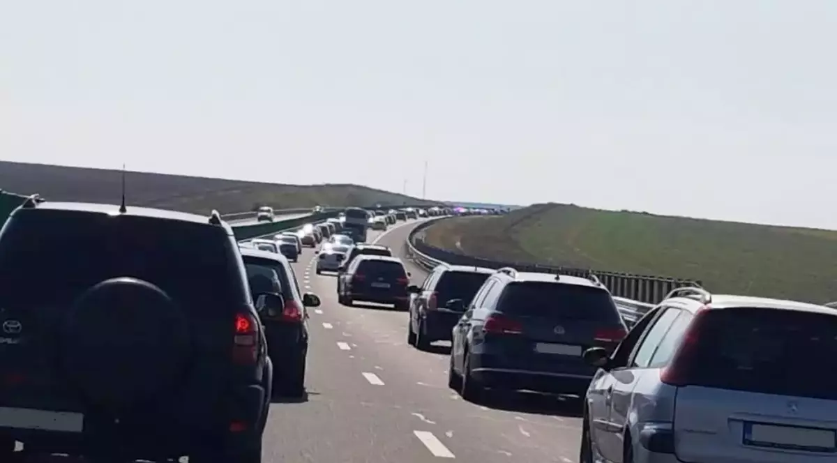 rute alternative spre mare - aglomeratie pe autostrada soarelui