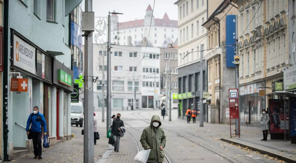 Povestea neobișnuită a anonimului slovac demascat drept spion rus și important donator al naționaliștilor pro-Kremlin de la Bratislava