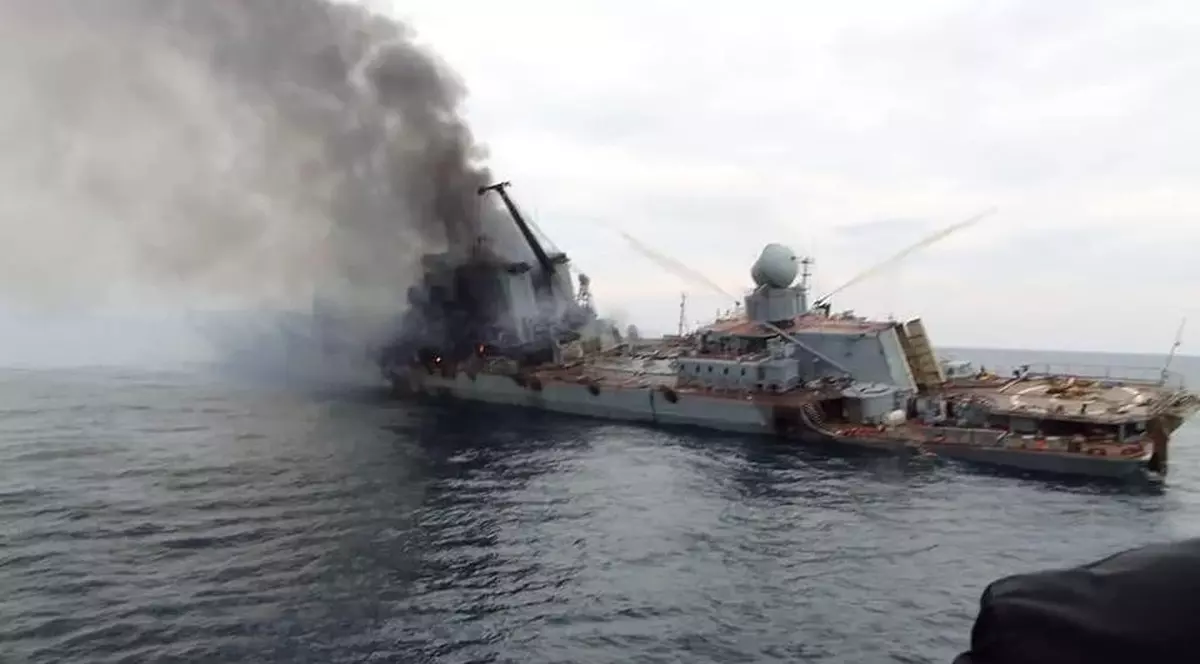 VIDEO „Ce înseamnă dispărut fără urmă? Fiul meu a murit?”. Mamele recruților din crucișătorul scufundat Moskva își caută copiii