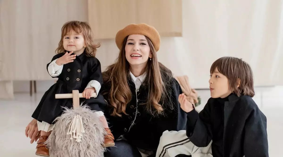 Dana Rogoz și copiii