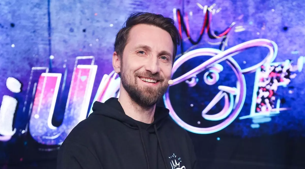 Dani Oțil face parte din juriu la „iUmor”. „De aproximativ trei ani tot aștept să fiu chemat aici”