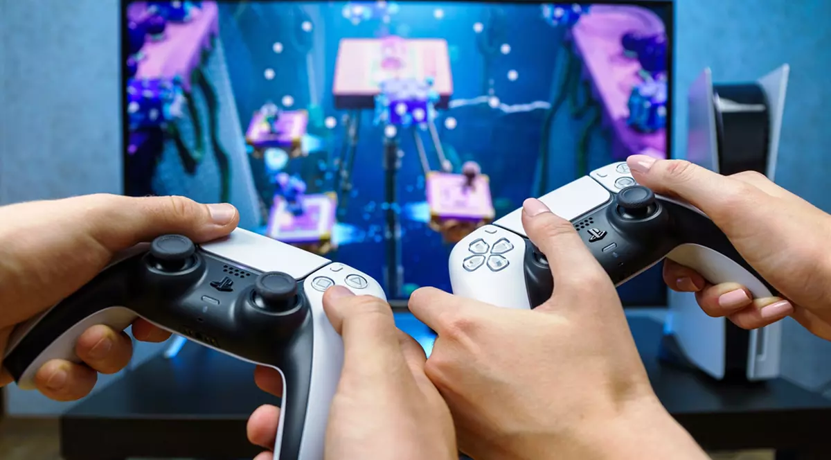 Sony, dată în judecată în Rusia din cauza suspendării PlayStation Store. Ce despăgubiri au fost cerute