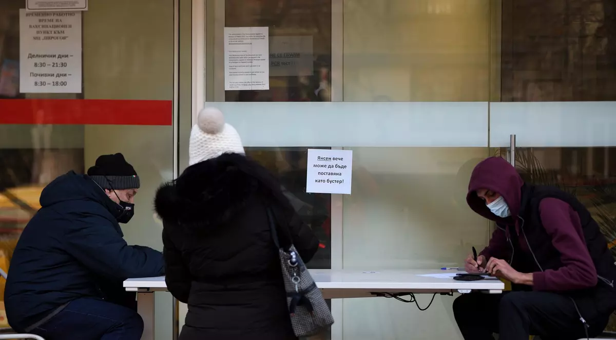 Premierul Bulgariei le cere concetățenilor săi să-și doneze salariul pe o lună pentru Ucraina