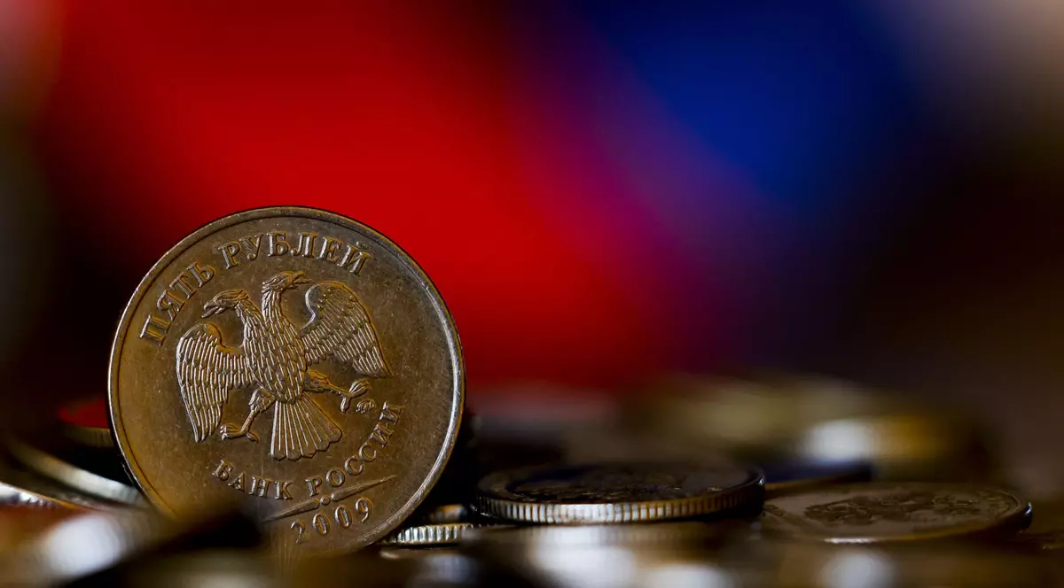 Rusia aproape şi-a dublat veniturile de la începutul invaziei în Ucraina, din comerțul de combustibili fosili, în ciuda sancțiunilor occidentale