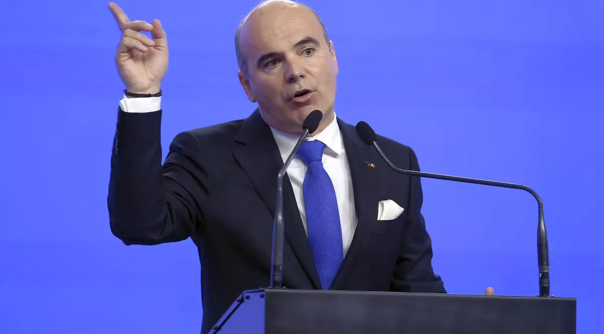 Rareș Bogdan despre proiectul de lege care ar putea oferi SRI puteri sporite: Poate s-a vrut testarea societății civile