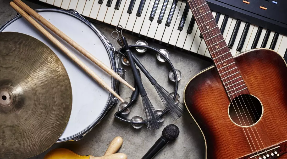 De ce pianul este un instrument potrivit pentru copilul tău