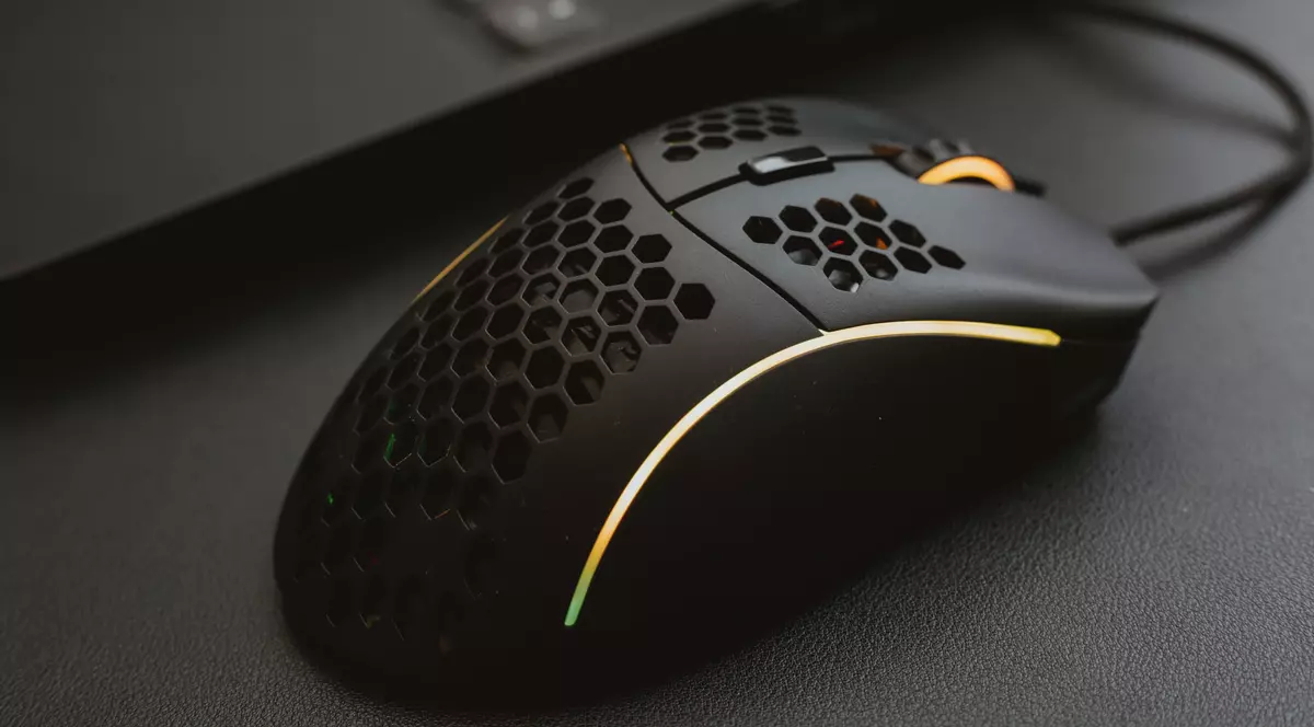 Cum alegi mouse-ul de gaming: 7 pași de urmat