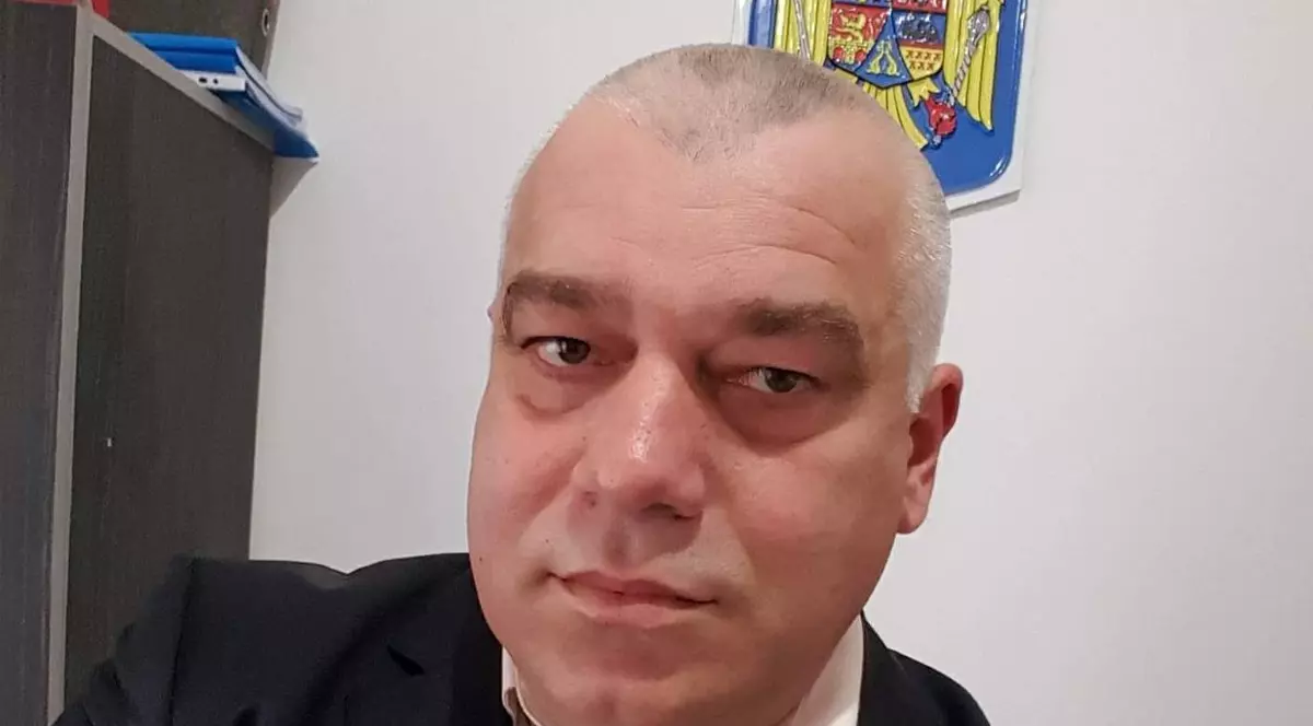 Primar PSD, derapaj după discursul lui Zelenski din Parlamentul României: „Băi, saltimbancule, Ceaușescu a lăsat o țară liberă, tu ți-ai ruinat țara”. Îl face „creatură sorosistă”