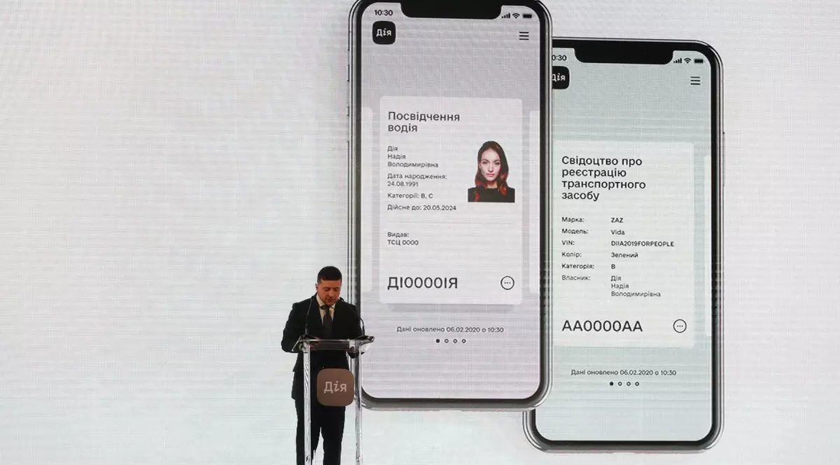 În plin război, Ucraina continuă să se digitalizeze. Aplicația Diia pentru plata taxelor e folosită acum pentru localizarea soldaților ruși, donații și știri