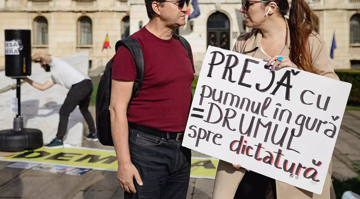 Cum vrea Comisia Europeană să oprească procesele abuzive împotriva jurnaliștilor și activiștilor civici